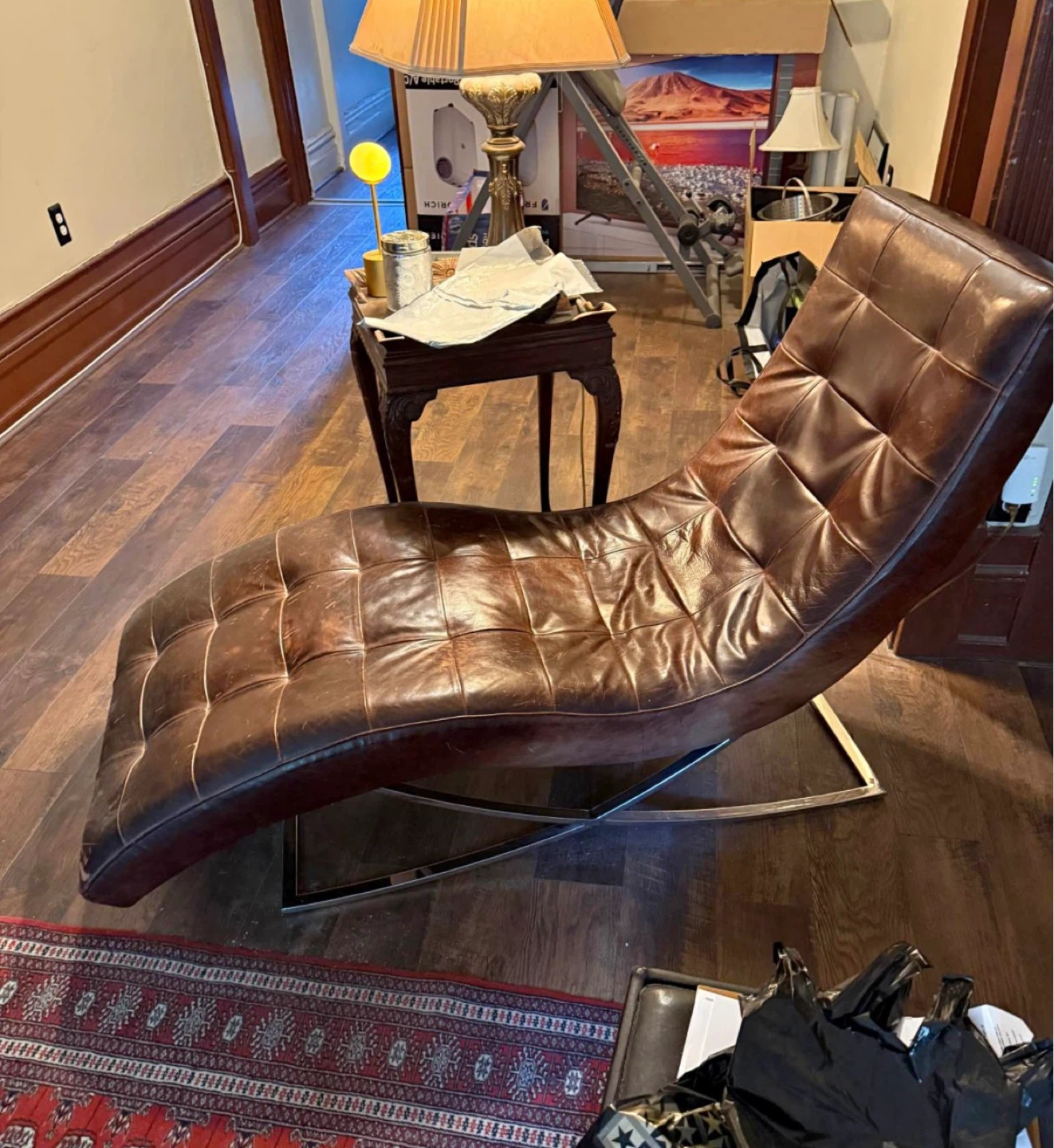Brown Leather Chaise Lounge from ABC Home - Pickup Brooklyn - photo 2