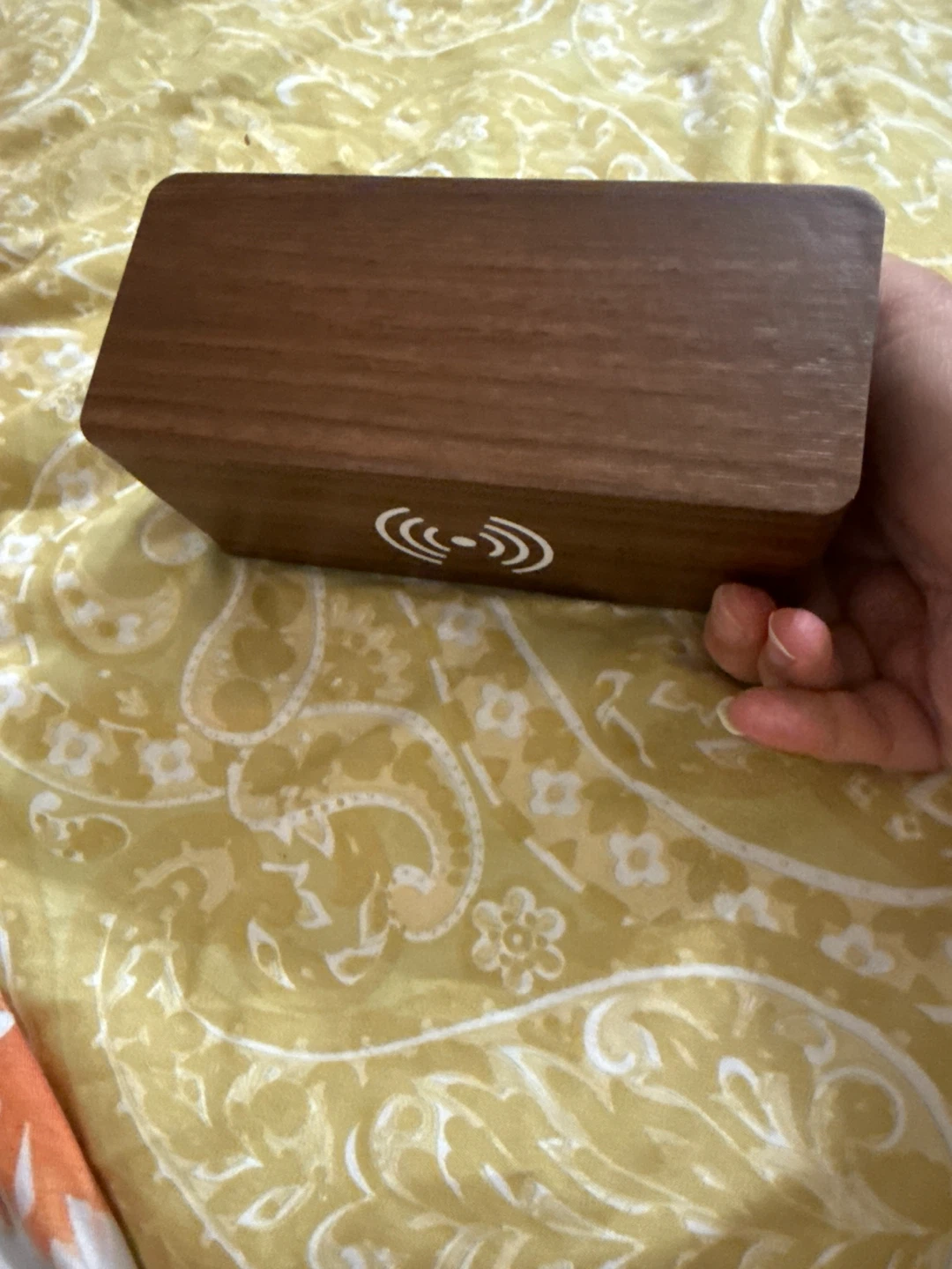 Wooden Wireless Charger - photo 3