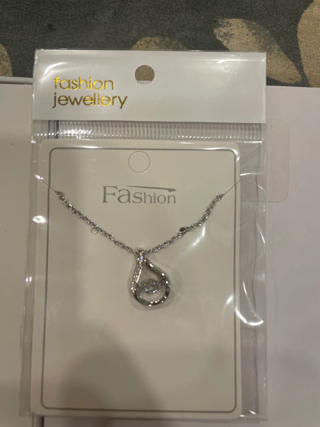 IARET Rose Gold Smart Watch for Women with 3 Bands & Necklace - photo 4