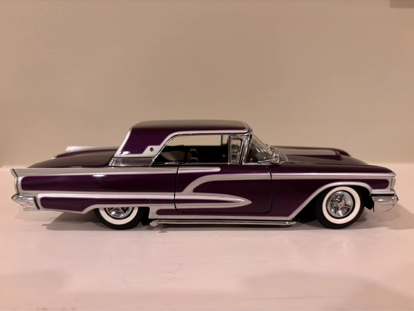 Danbury Mint 1959 Ford Thunderbird Watson custom - photo 3