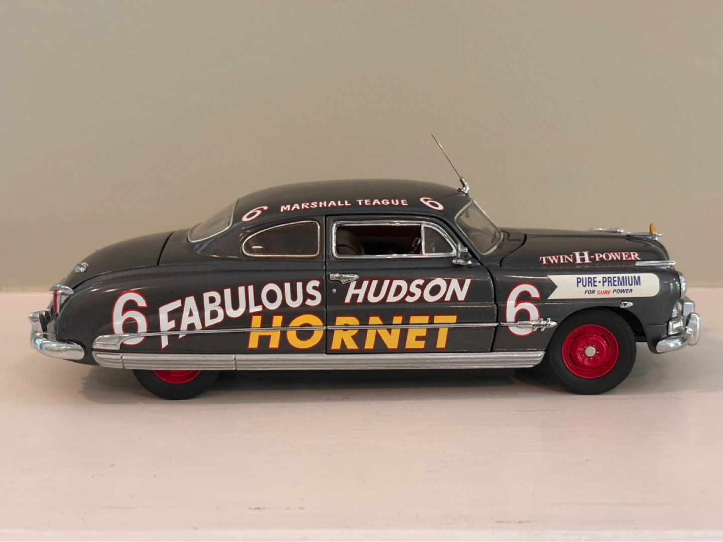 Franklin Mint 1953 Hudson Hornet "Fabulous Hudson Hornet" - photo 4