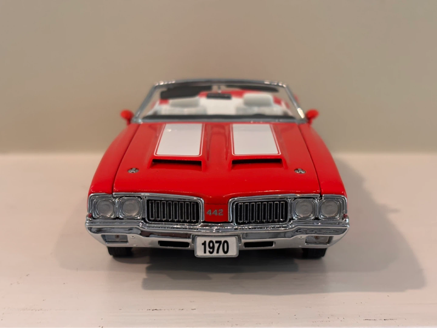 Danbury Mint 1970 Oldsmobile 442 W-30 Convertible 1:24 - photo 5