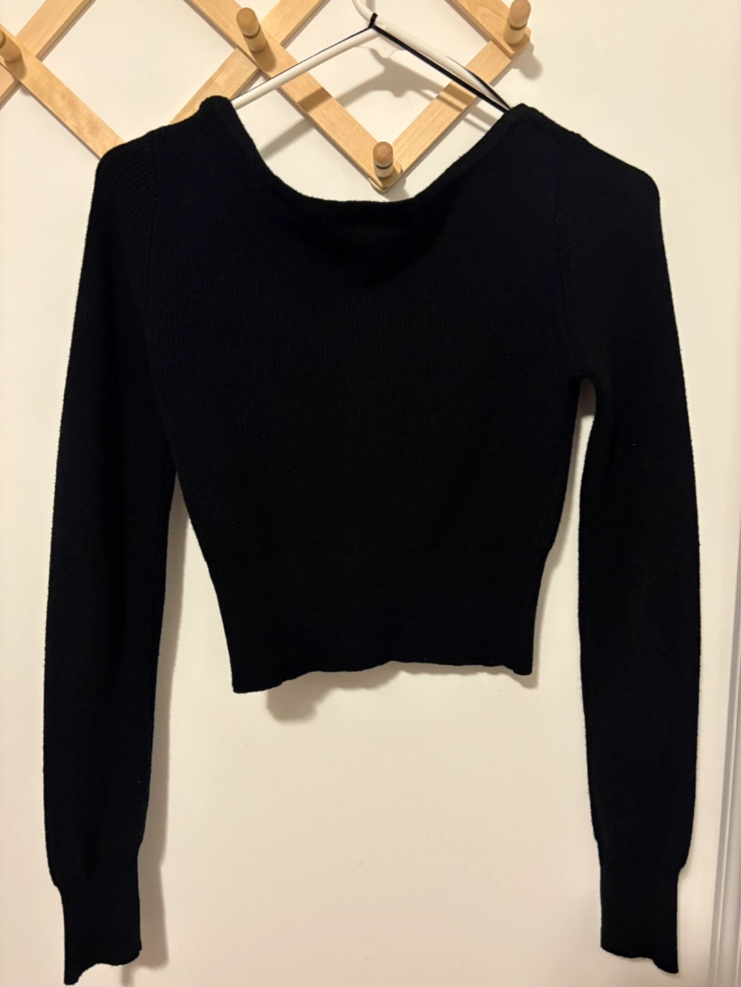 Dynamite Black Cropped Button-Up Sweater - photo 2