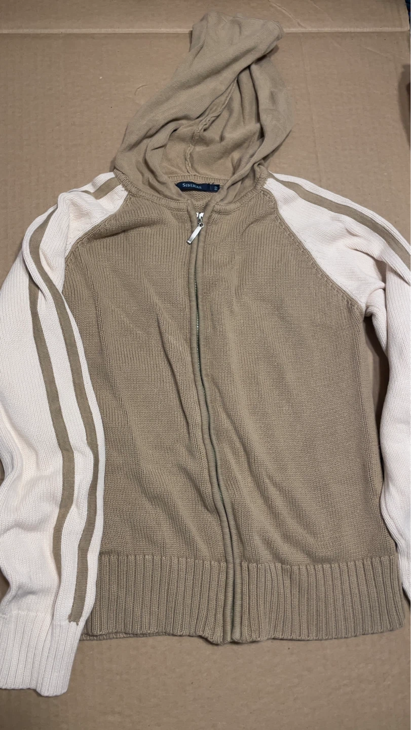 Siberian Full Zip Hoodie Sweater Beige