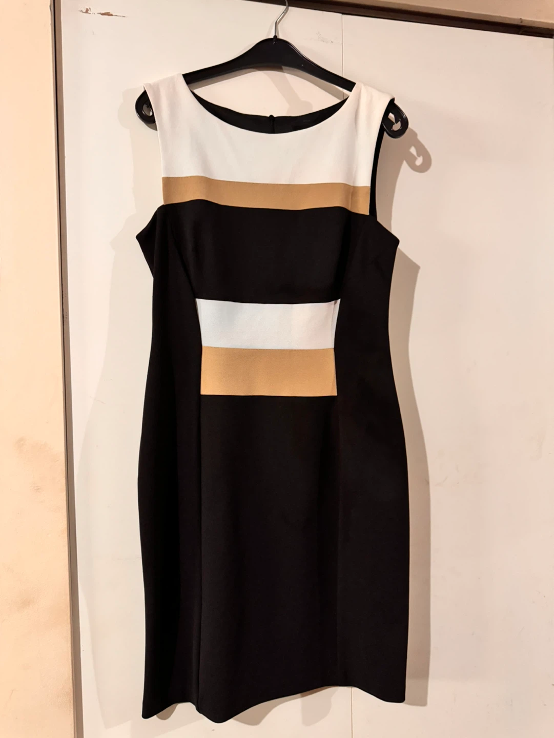Connected Apparel Women's Sheath Dress Size 10 Black White Gold