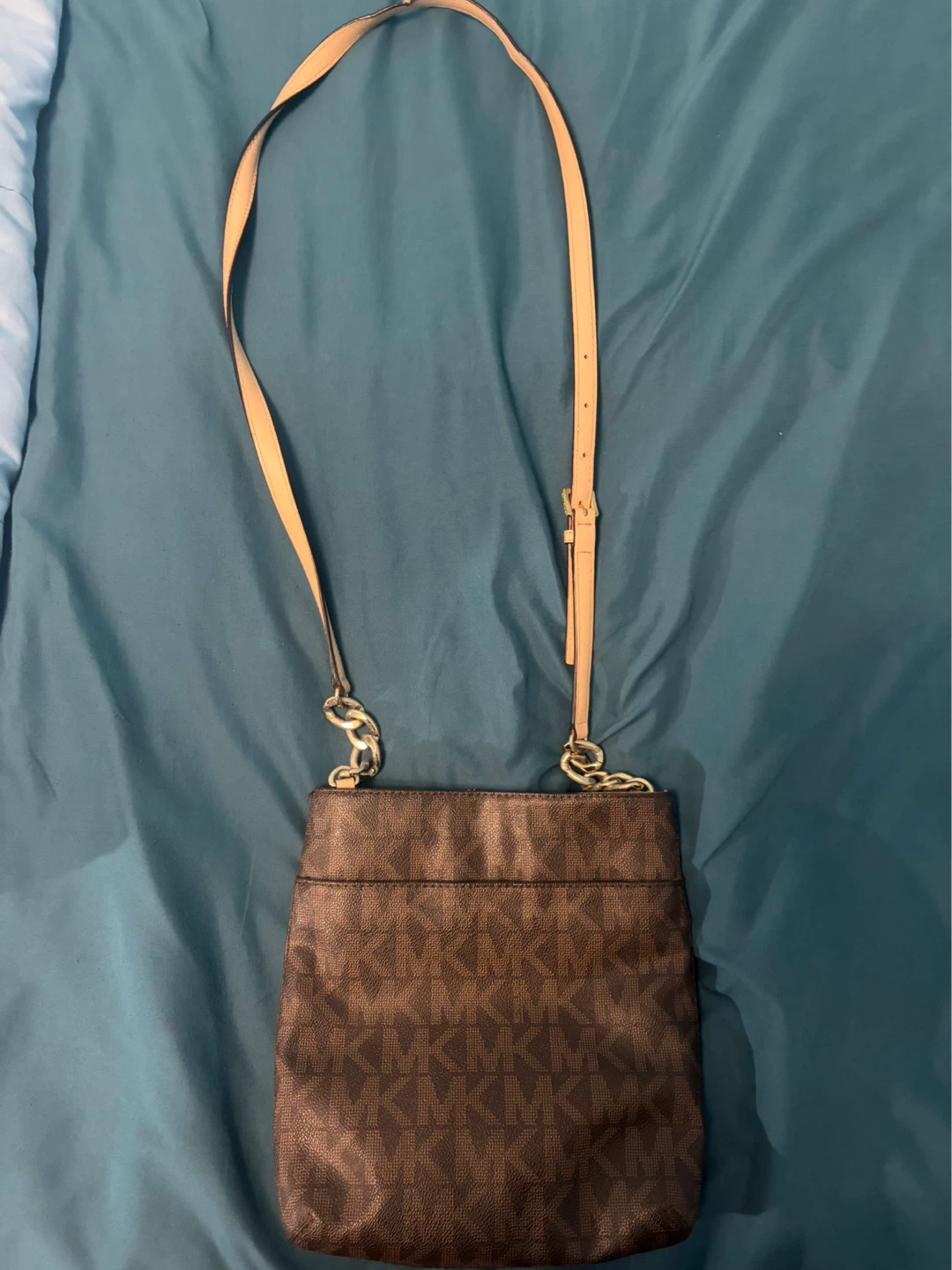 Michael Kors Signature Logo Crossbody Bag - photo 2