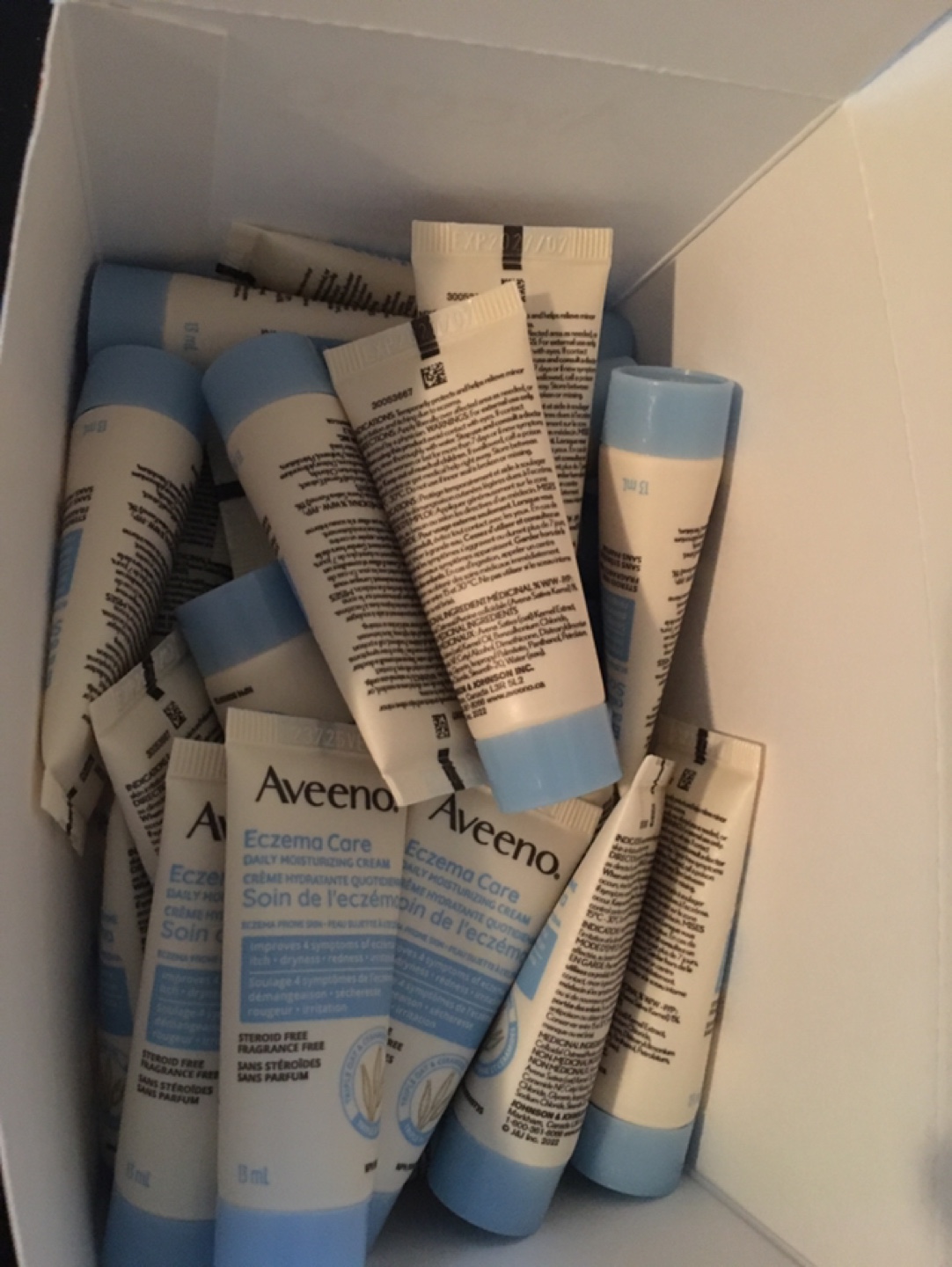 Aveeno Eczema Care Daily Moisturizing Cream 75mL Tubes - photo 4