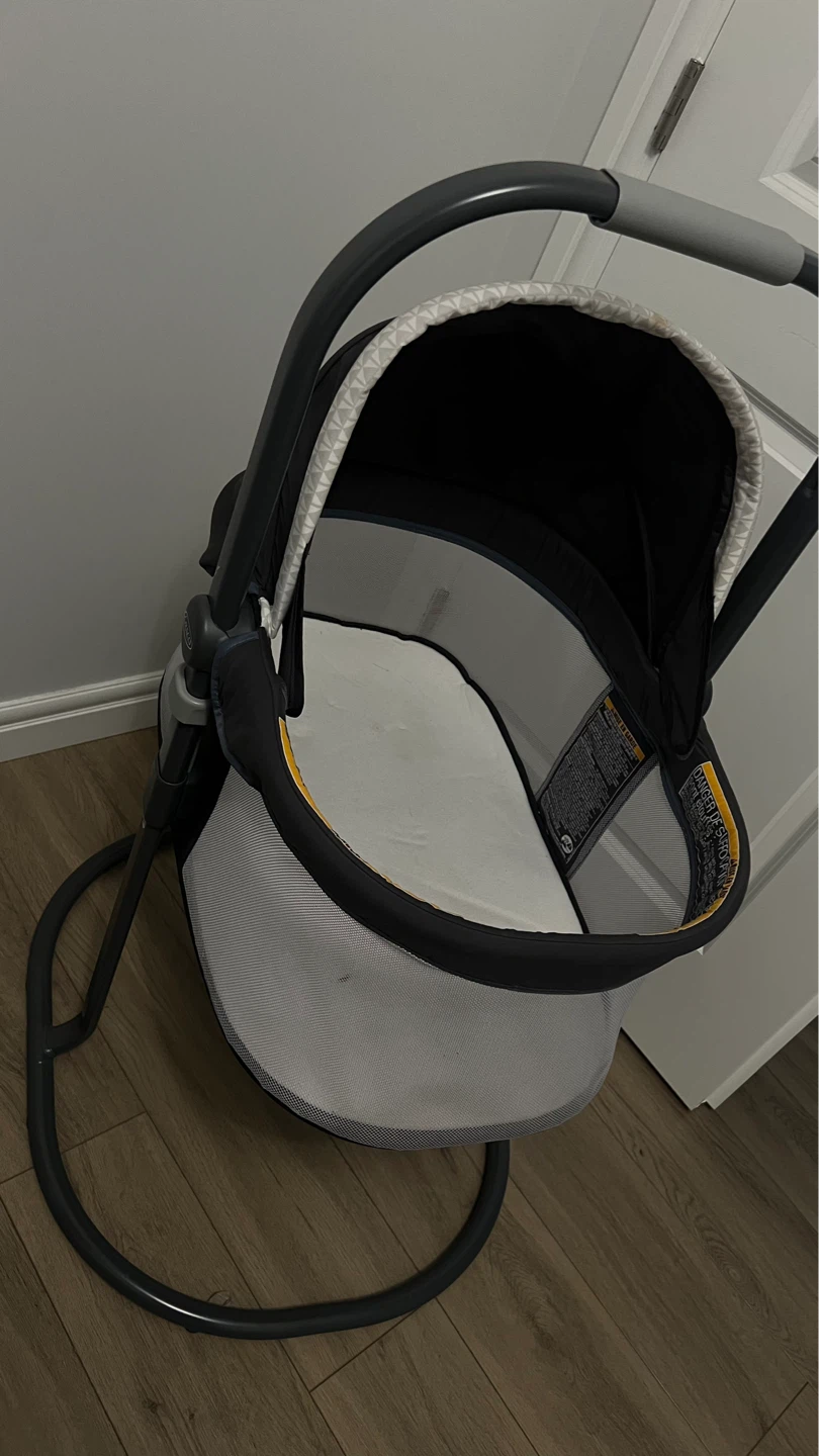 Graco bassinet - photo 4