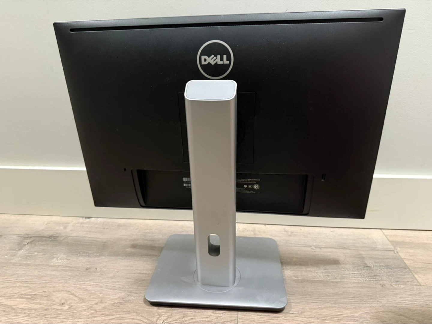 Dell U2415B LCD Monitor - photo 2