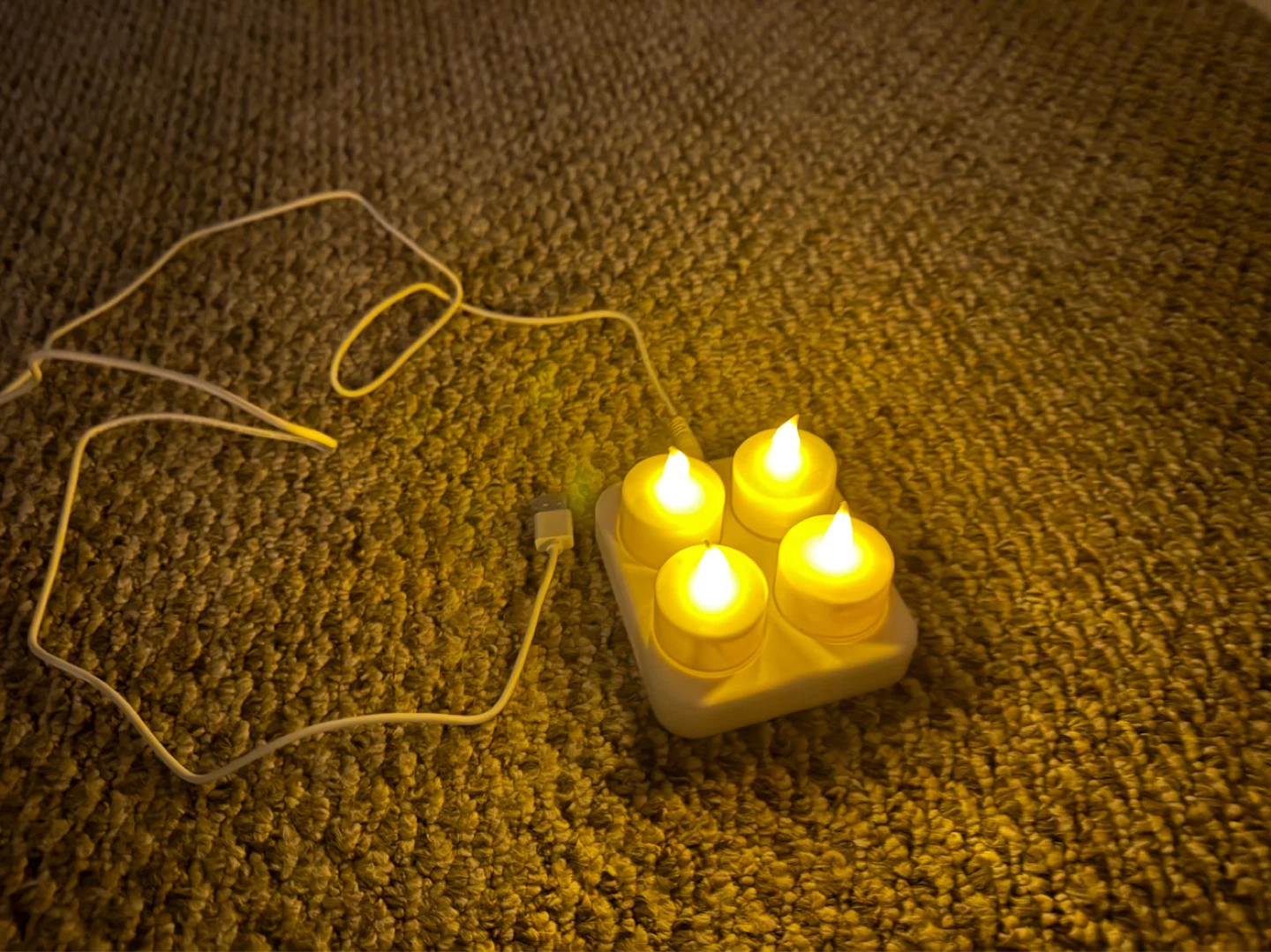 Set of 4 LED Flameless Tea Lights with Charging Base - photo 3