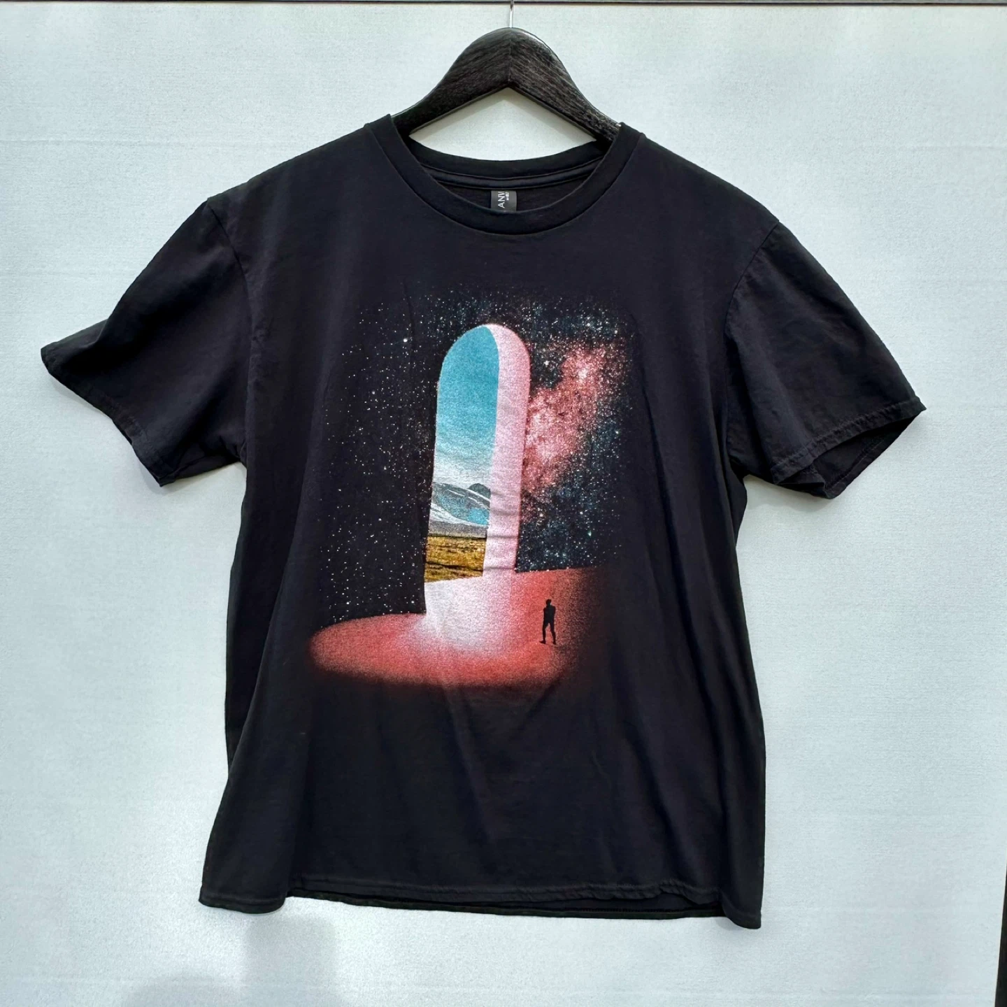 Metric The Doomscroller Tour 2022 Convert Shirt Size L