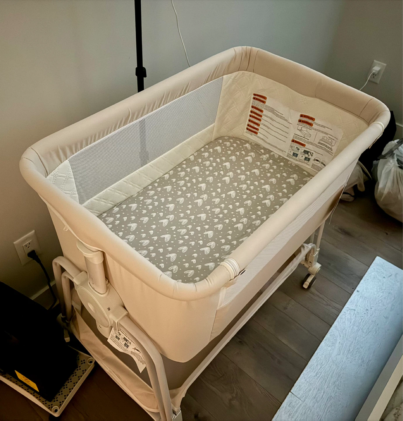 Baby Bassinet + FREE IKEA Tub & Angelcare Bath Support