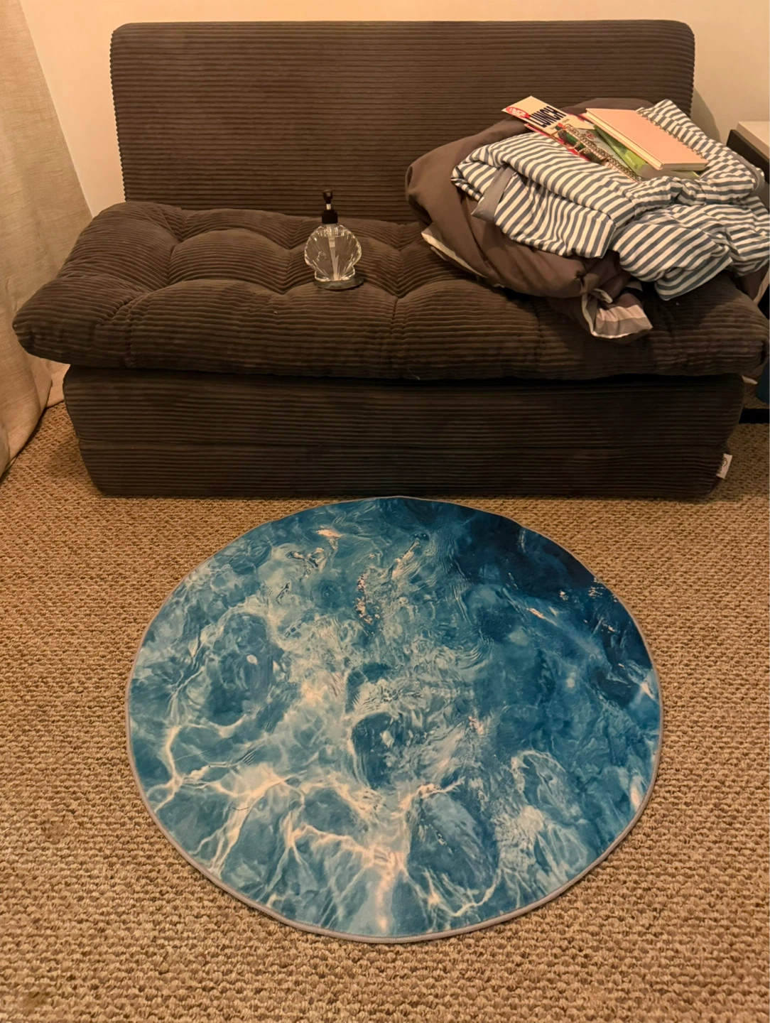 Round Water Effect Area Rug - photo 2