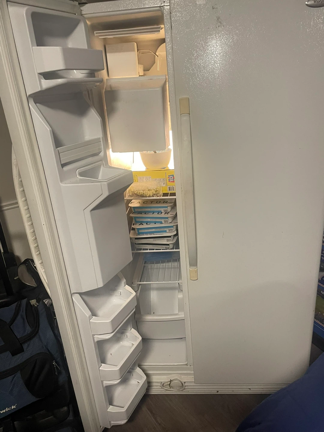 Whirlpool Side-by-Side Refrigerator with Water/Ice Dispenser - photo 3