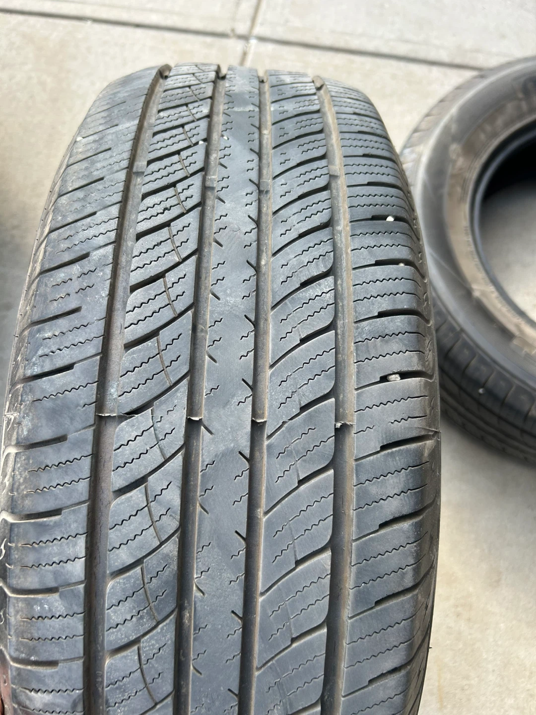 265/65/17  Goodride Tires - photo 2