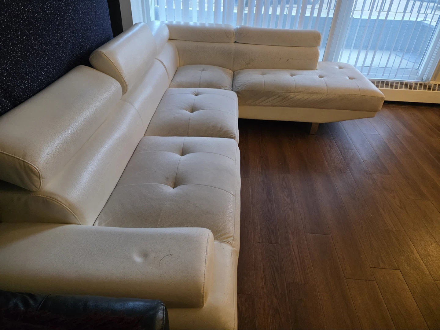 Cream Sectional Sofa - photo 4