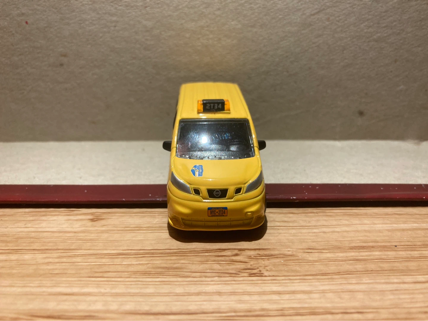Realtoy/Daron Loose / NYC Taxi Nissan NV200 - photo 2