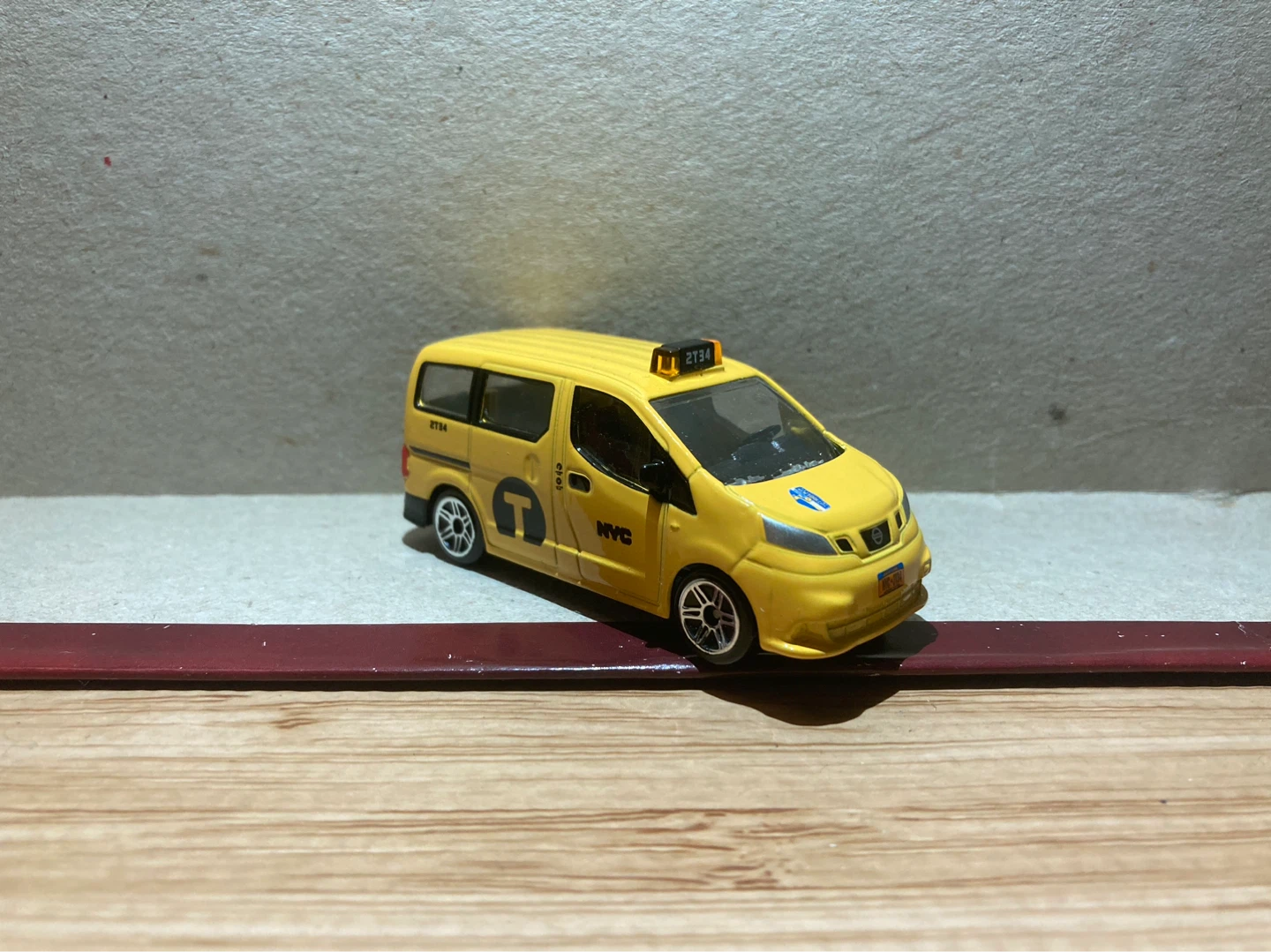 Realtoy/Daron Loose / NYC Taxi Nissan NV200