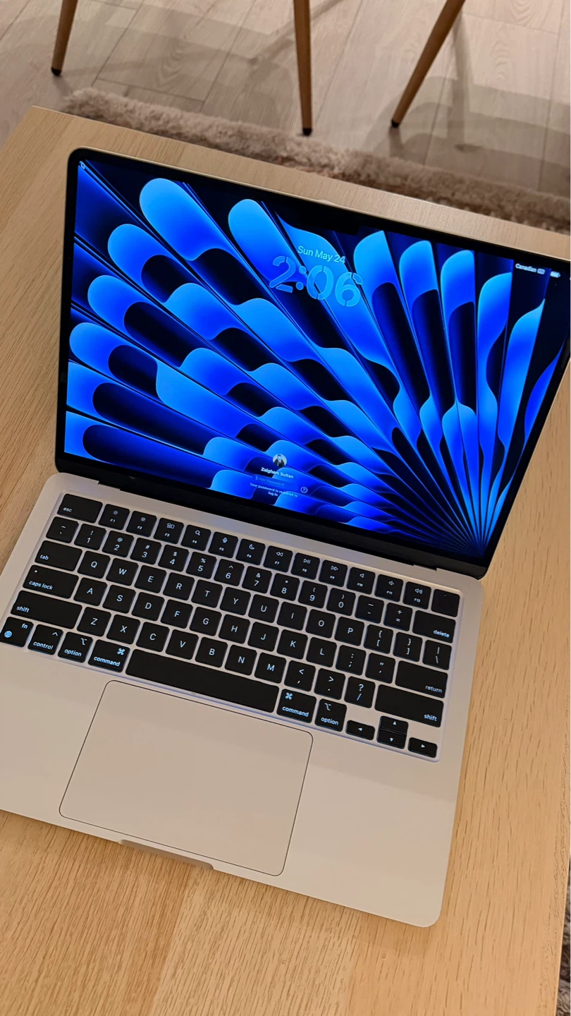 Apple MacBook Air M2, 2022 - photo 2
