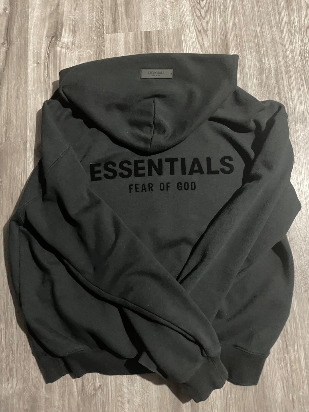ESSENTIALS HOODIE SIZE SMALL FITS MEDIUM TOO - photo 2