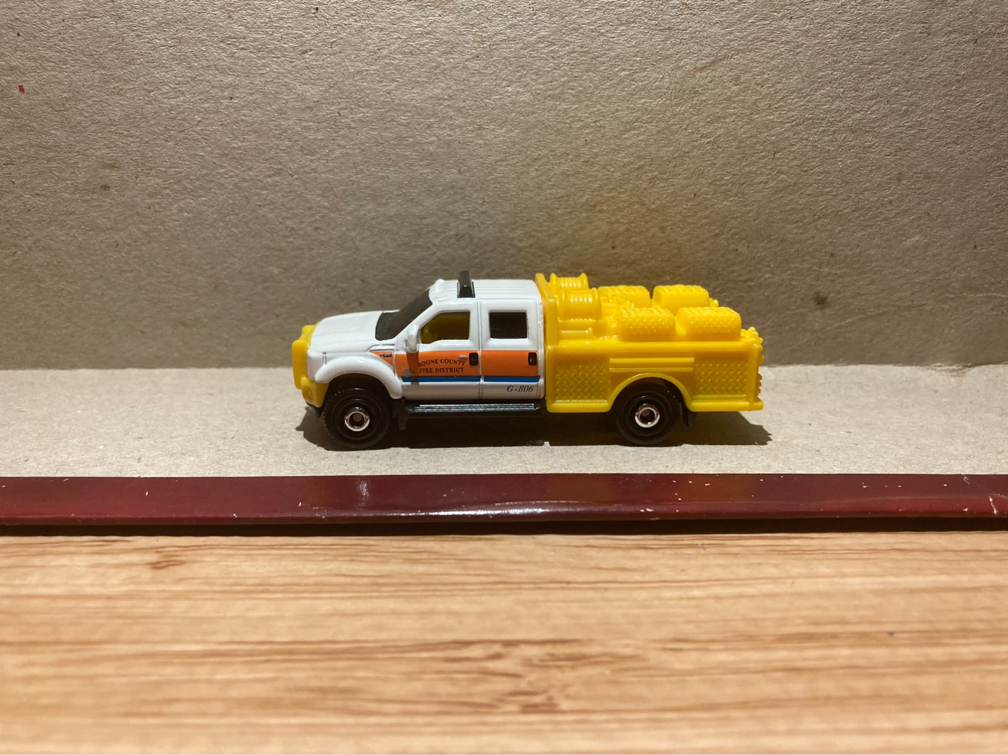 Matchbox Loose / Ford F-550 Super Duty / BCFD - photo 3