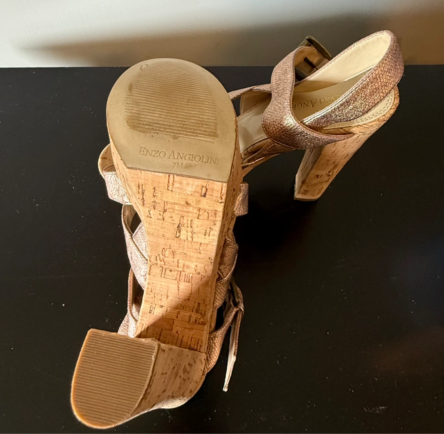 Enzo Angiolini Rose Gold Cork Wedge Sandals Size 7 - photo 2