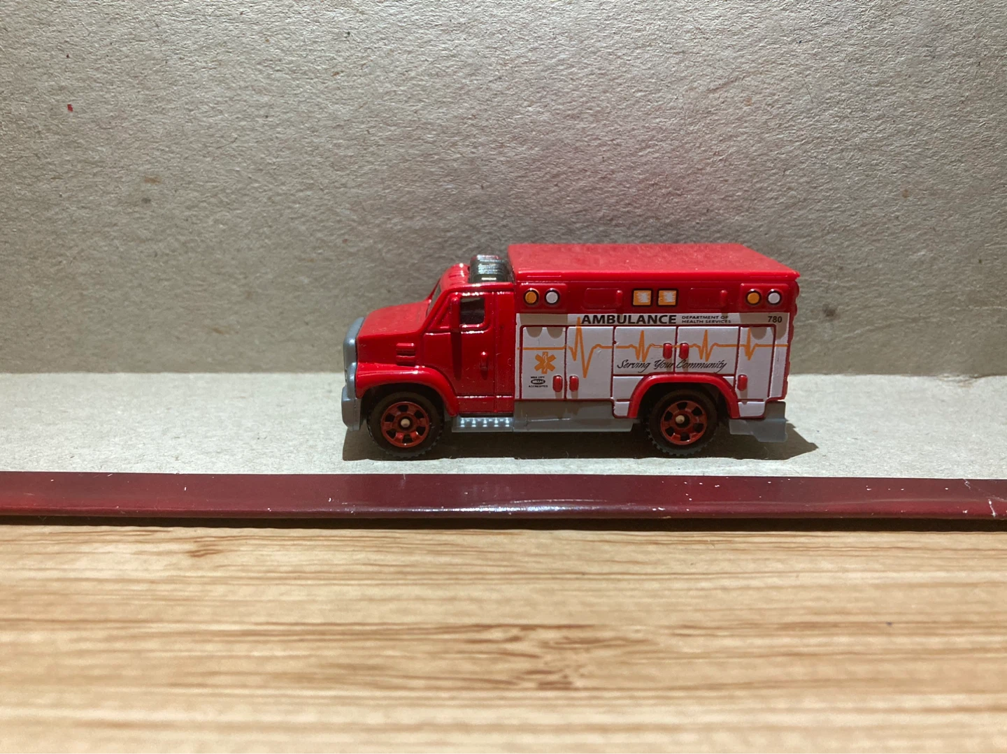 Matchbox Loose / Ambulance - photo 3