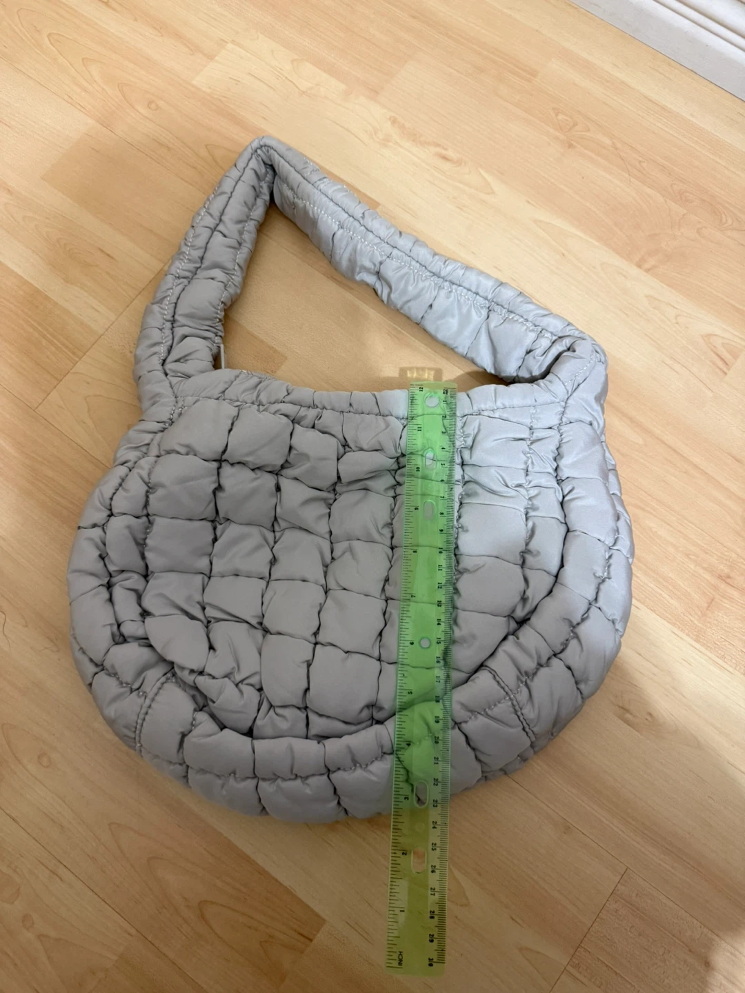 Brand new cute grey puffy quilted bag - photo 4