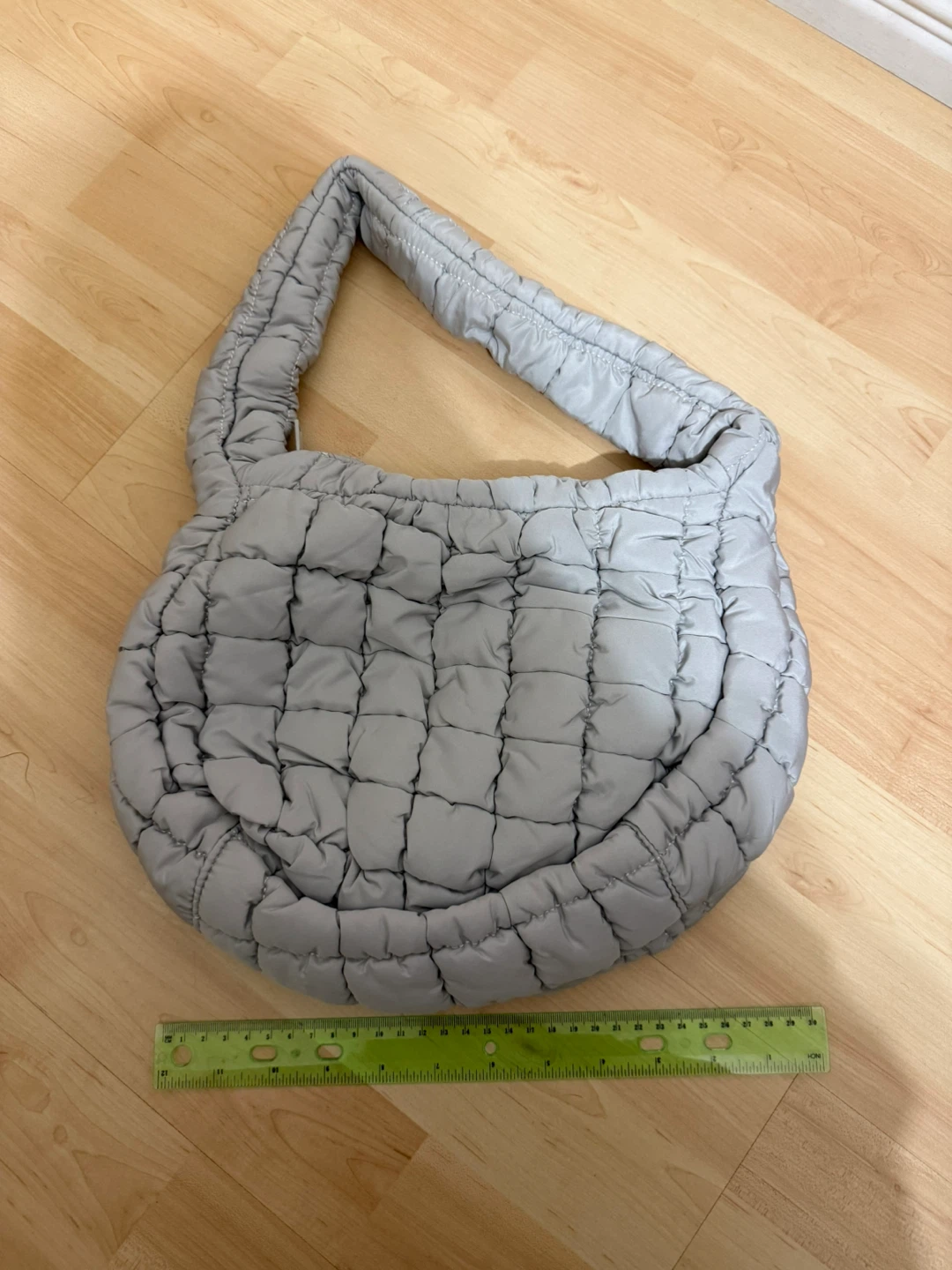 Brand new cute grey puffy quilted bag - photo 3