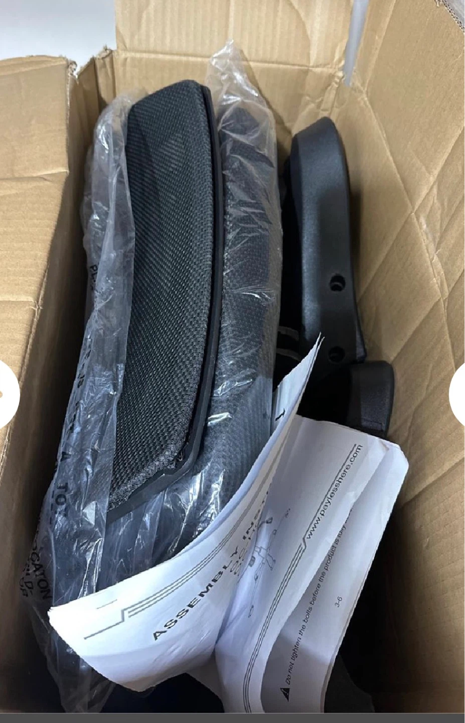 Way Less Here VN-H03 Black Mesh Office Chair - photo 3
