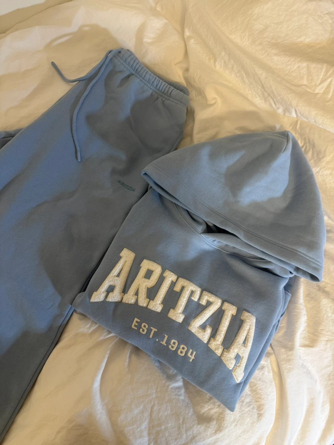 Aritzia Hoodie and Sweatpants Set - Ripple Blue