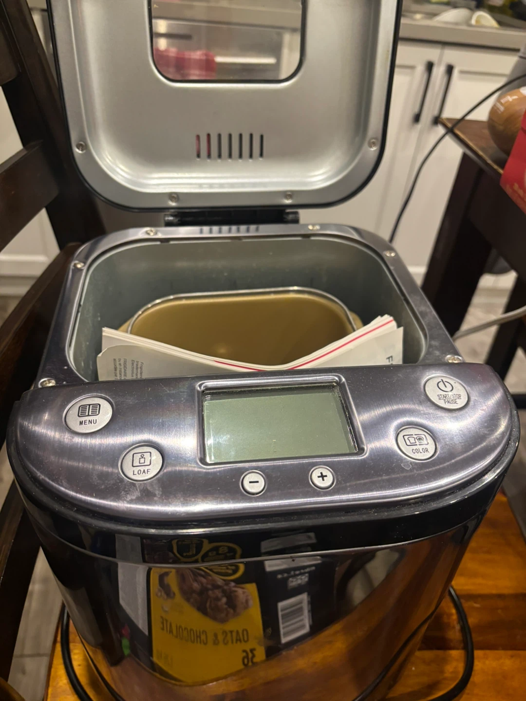 Frigidaire Bread Maker - photo 2