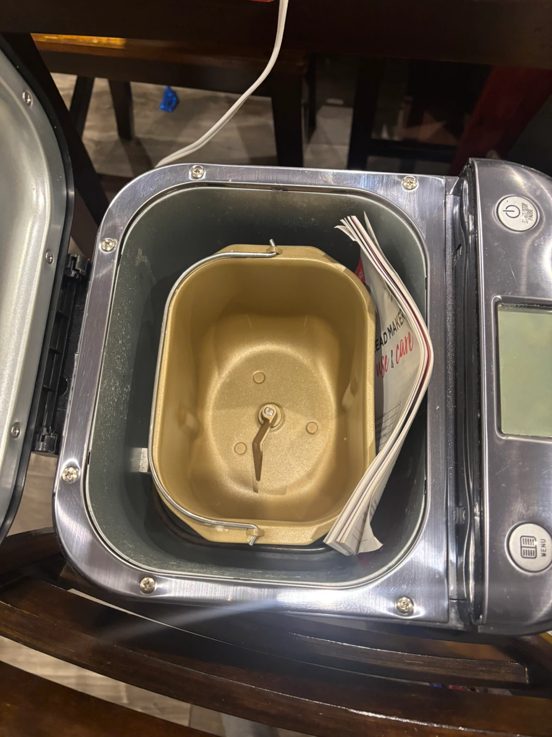 Frigidaire Bread Maker - photo 3
