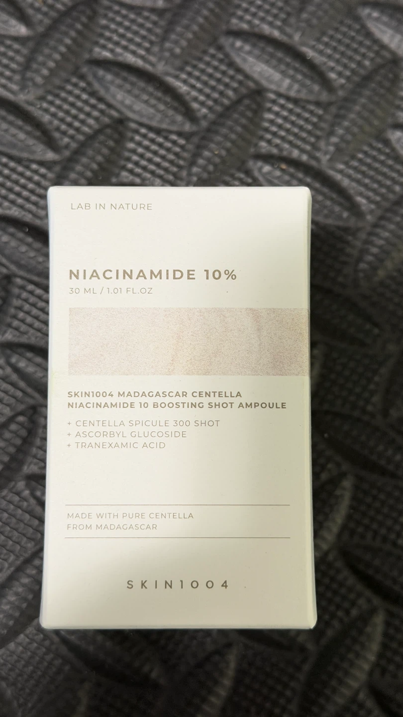 SKIN1004 Madagascar Centella Niacinamide