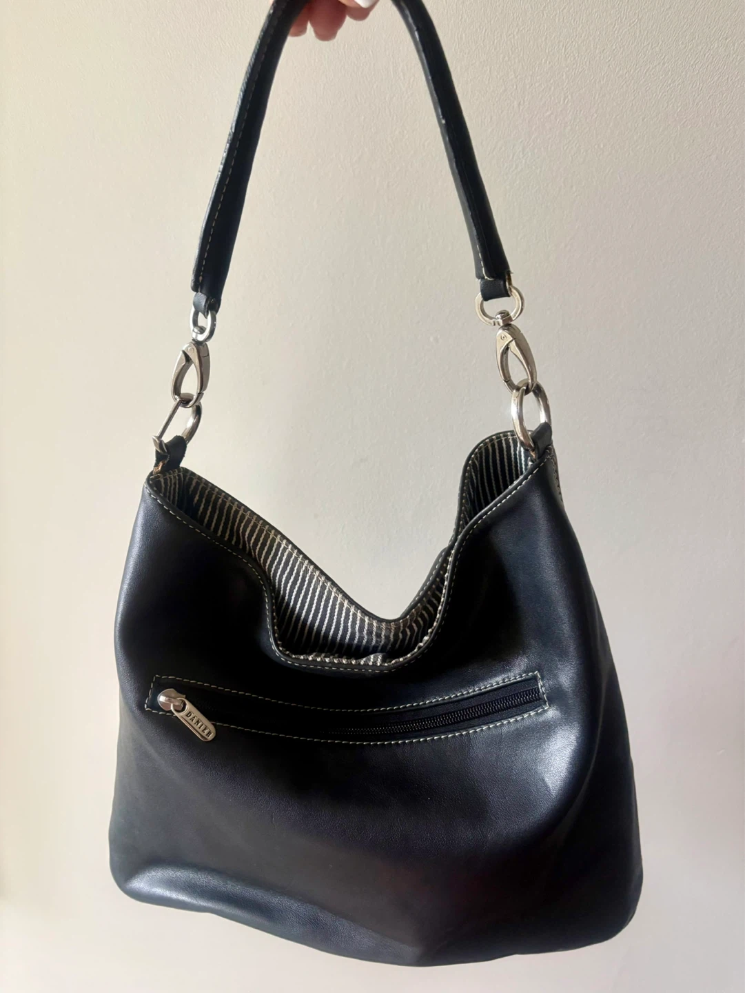 Danier Black Leather Shoulder Bag - photo 2