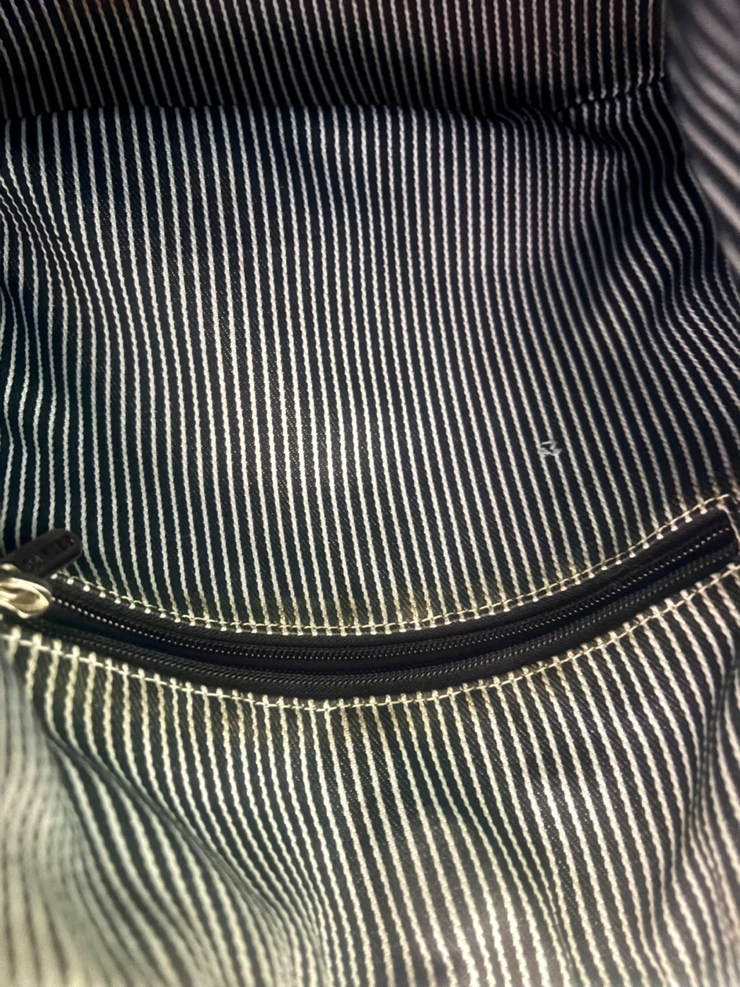 Danier Black Leather Shoulder Bag - photo 3