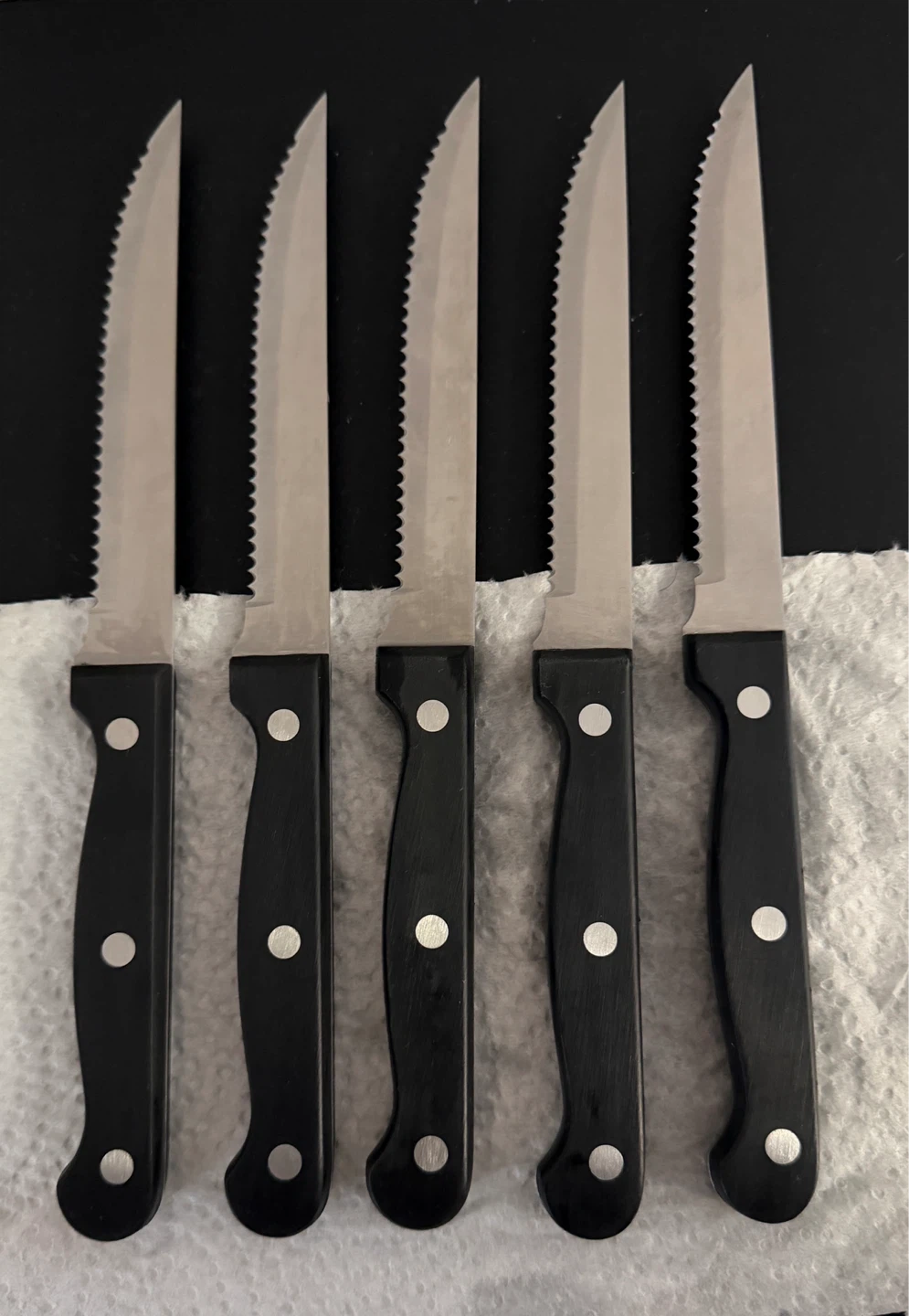 Set of 5 Serrated Steak Knives