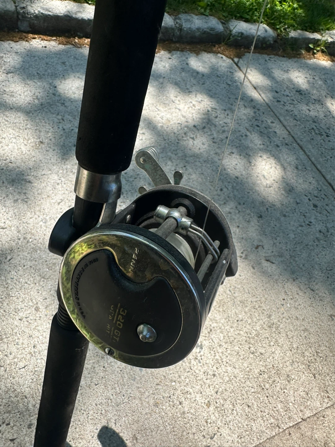Penn 320 GTI Fishing Reel and Rod Combo - photo 3