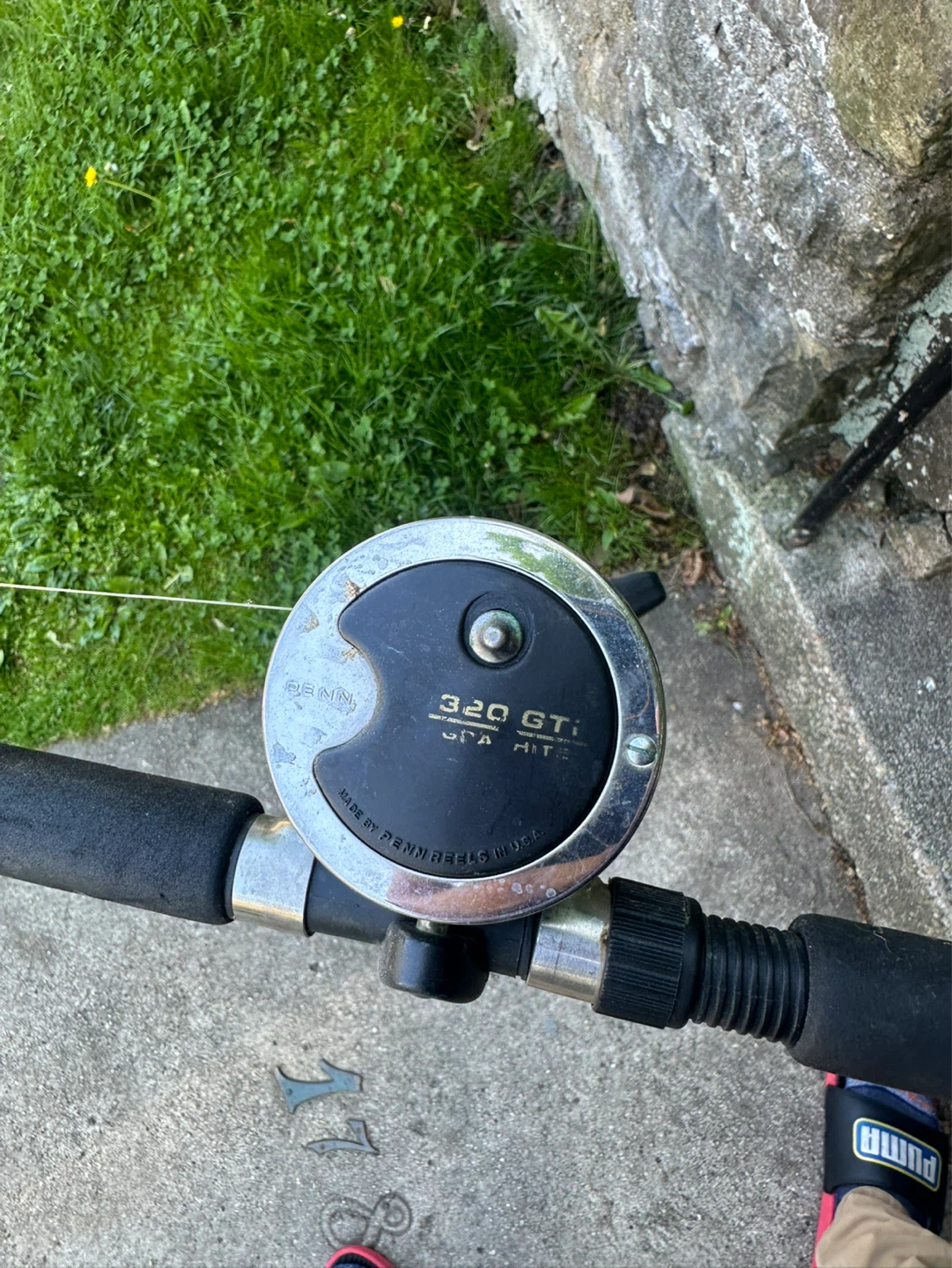 Penn 320 GTI Fishing Reel and Rod Combo - photo 5