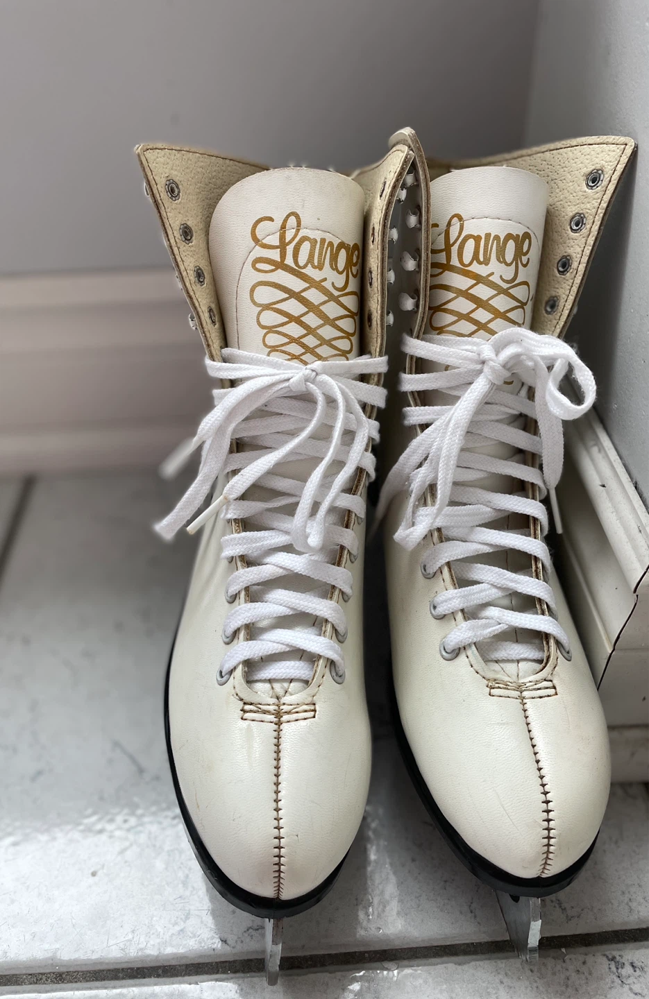 Figure Skates, LANGE Brand,  Women’s Size 10