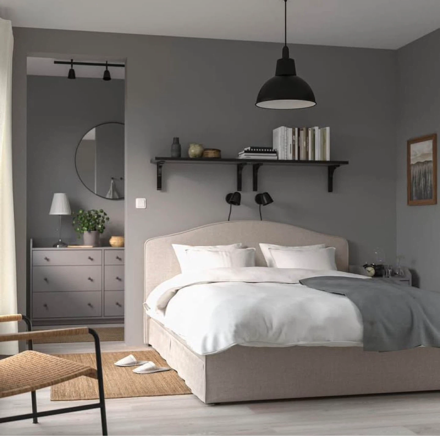 IKEA Bed Frame - Queen Size - photo 2