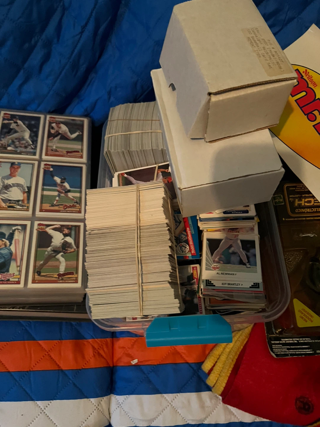 Assorted Baseball Cards Collection - photo 4