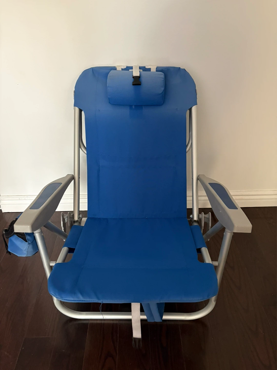 Rio Brands Blue Beach Chair with Cooler Pouch