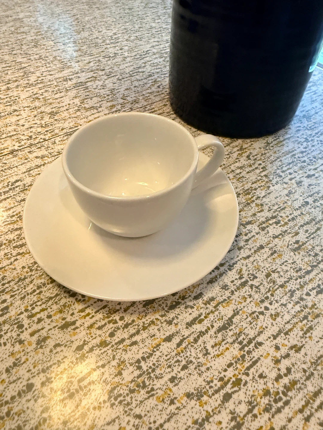World Market White Teacup and Saucer Set (6) - Made in Thailand - photo 2