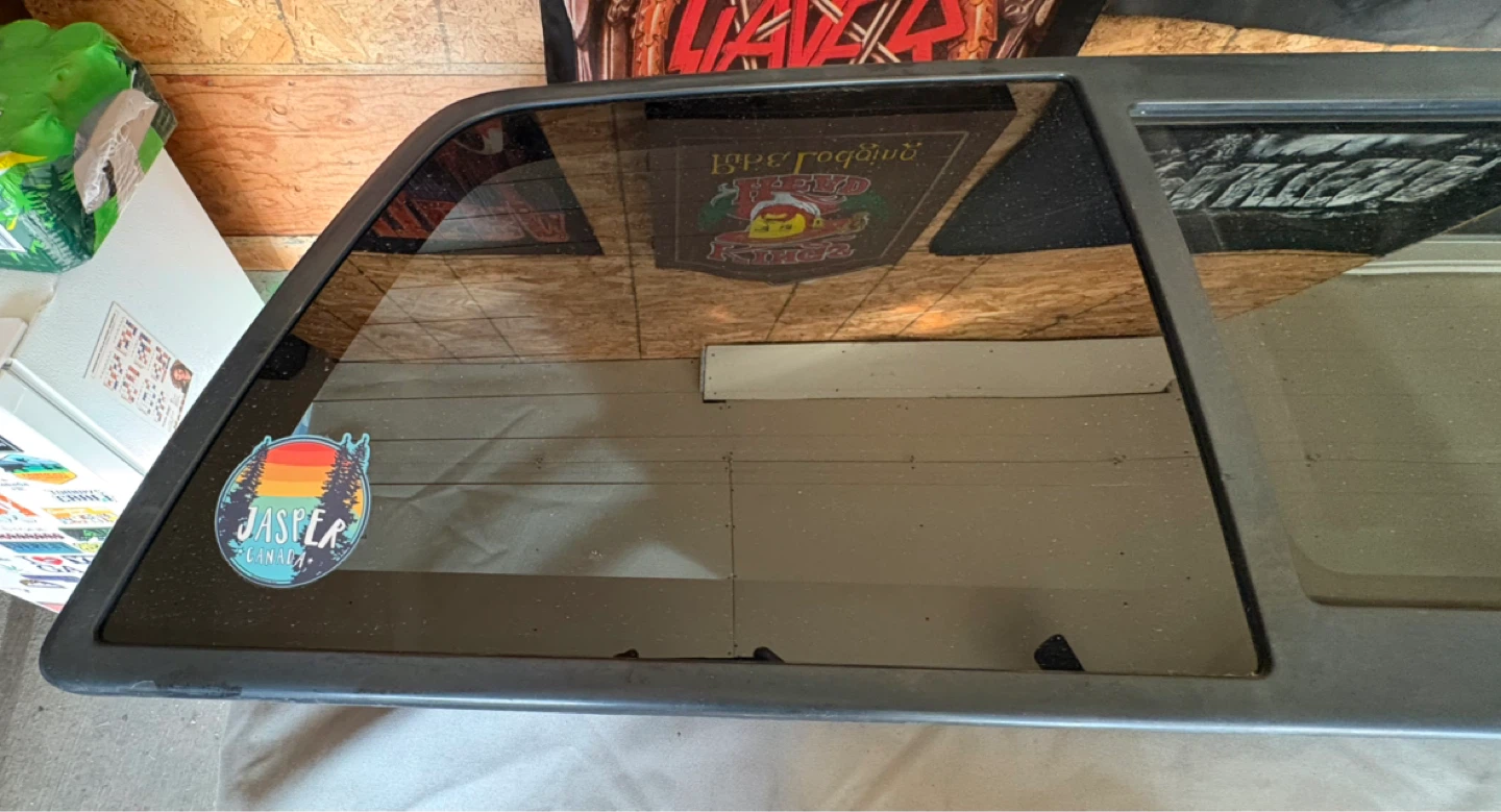 Truck Cap Rear Window - photo 4