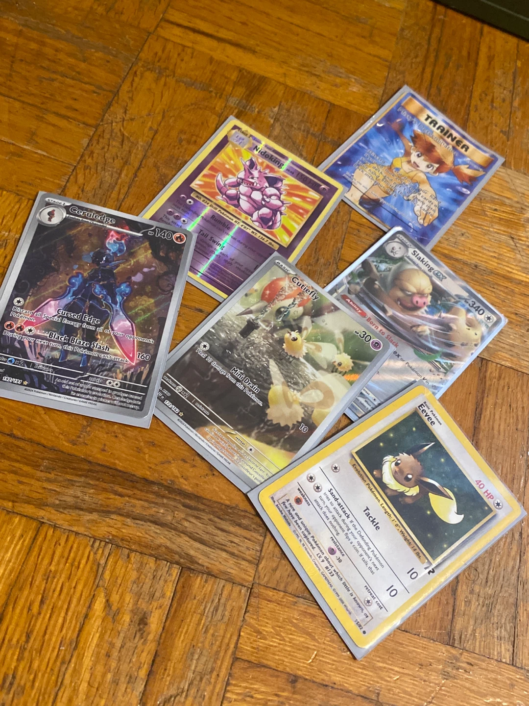 Pokemon Trading Cards Lot