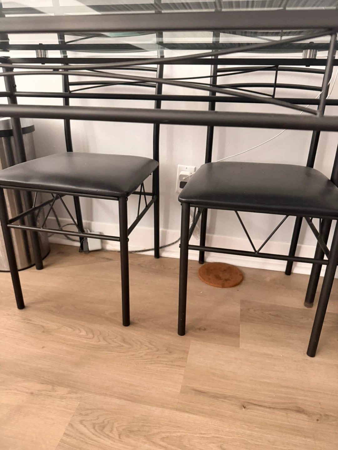 Glass Top Dining Table and 4 Chairs - photo 2