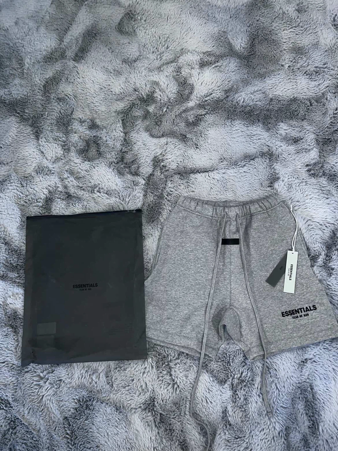 ESSENTIALS Shorts