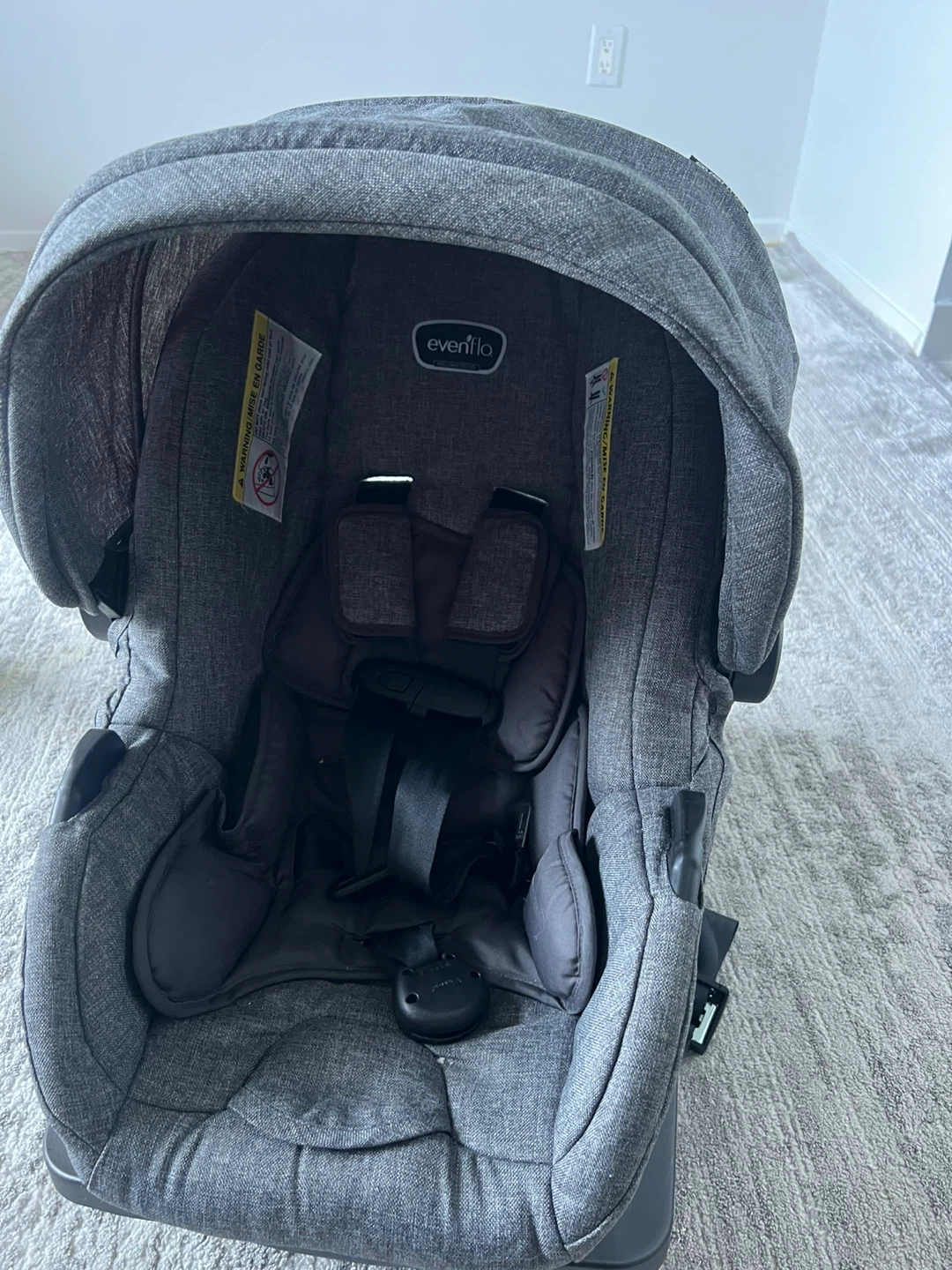 Evenflo Infant Car Seat with Base