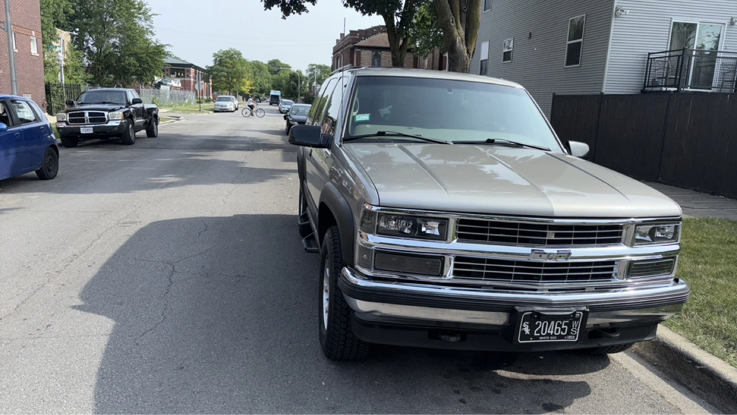 Chevrolet Tahoe SUV - photo 5